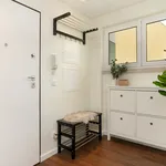 Rent 1 bedroom apartment of 135 m² in Lisbon