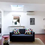 Rent 3 bedroom apartment of 100 m² in florence