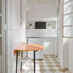 Rent a room in lisbon