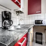 Rent 1 bedroom apartment of 431 m² in Cologne