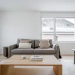 Rent 1 bedroom apartment of 560 m² in Zurich