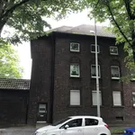 Miete 4 Schlafzimmer wohnung von 69 m² in Duisburg