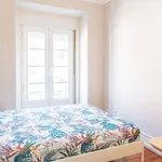 Rent a room in lisbon