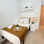 Rent a room of 125 m² in valencia