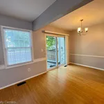 Rent 3 bedroom apartment of 116 m² in Oakland