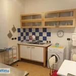 Affitto 6 camera appartamento di 114 m² in Genoa