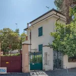 Rent 6 bedroom house of 570 m² in Rome