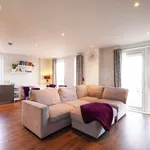 Rent 3 bedroom apartment in London