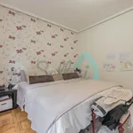 Alquilo 3 dormitorio apartamento de 102 m² en Oviedo