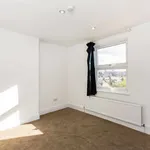 Rent 3 bedroom apartment in London