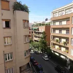 Affitto 5 camera appartamento di 163 m² in Roma