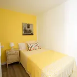 Rent a room of 110 m² in valencia