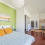 Rent a room in lisbon