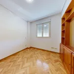 Rent 1 bedroom apartment of 32 m² in Madrid