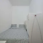 Rent a room in lisbon