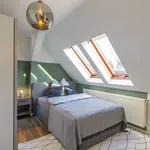 80 m² Zimmer in Stuttgart