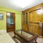 Rent a room of 100 m² in madrid