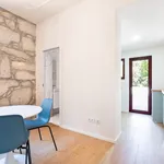 Rent 1 bedroom apartment of 60 m² in Porto