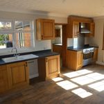 Rent 4 bedroom house in Bourne