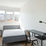 Louez une chambre de 68 m² à Clichy