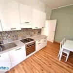 Affitto 3 camera appartamento di 102 m² in Genoa