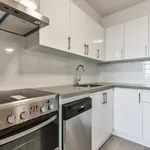 Rent 1 bedroom apartment of 56 m² in Toronto