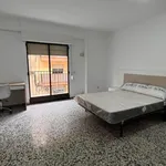 Alquilar 4 dormitorio apartamento en Alicante