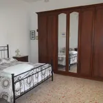 Rent 3 bedroom house of 110 m² in Roma