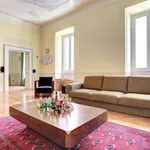 Rent 5 bedroom apartment of 321 m² in Roma