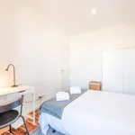 Rent a room in lisbon