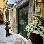 Rent 1 bedroom apartment of 40 m² in Napoli