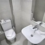 Rent 3 bedroom flat in Leeds