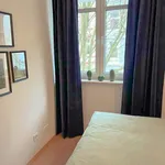 Miete 3 Schlafzimmer wohnung von 80 m² in Frankfurt am Main