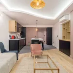 Rent 1 bedroom apartment of 646 m² in Lyon