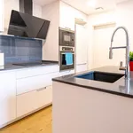 Alquilo 2 dormitorio apartamento de 915 m² en Badalona