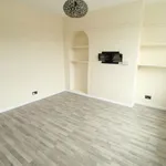 Rent 3 bedroom flat in West Suffolk