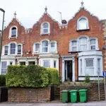 Rent 7 bedroom flat in East Midlands