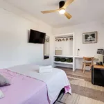 Rent a room of 220 m² in barcelona