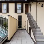 Rent 3 bedroom apartment in Como