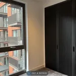 Rent 2 bedroom apartment in London