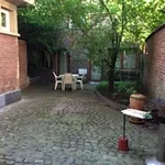 Rent a room of 365 m² in Liège