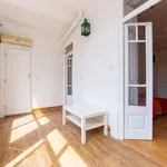 Rent a room of 194 m² in lisbon