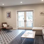 Rent 3 bedroom apartment in Jersey City