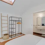 Rent 2 bedroom apartment of 95 m² in Caniço