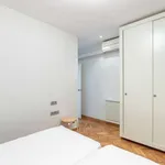 Alquilar 4 dormitorio apartamento en barcelona