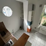 Rent 1 bedroom apartment of 14 m² in Paris