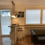 Rent 1 bedroom apartment of 538 m² in Essen