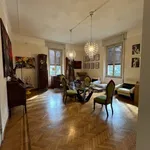 Rent 5 bedroom apartment of 300 m² in Parma