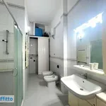 Affitto 4 camera appartamento di 119 m² in Bari