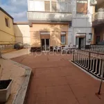 Rent 4 bedroom apartment of 180 m² in Pedara